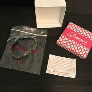 Adjustable colored bracelet